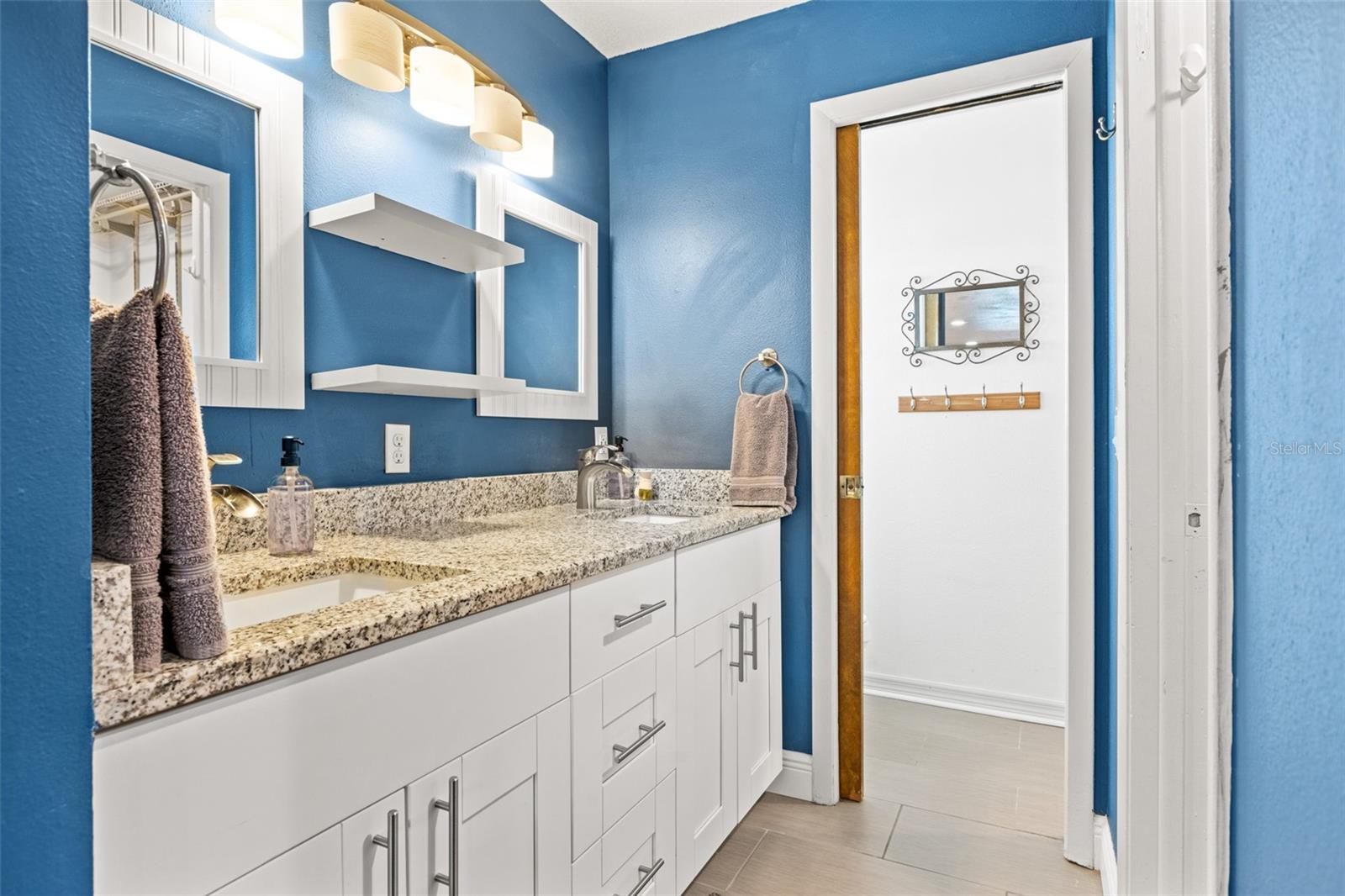 6701 LEEWARD ISLE WAY, TAMPA, FL, 33615
