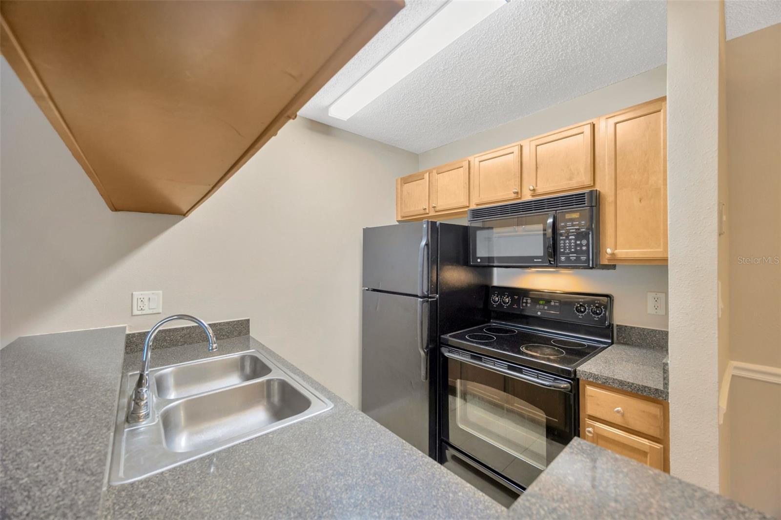 308 LAKE PARSONS GRN #105, BRANDON, FL, 33511