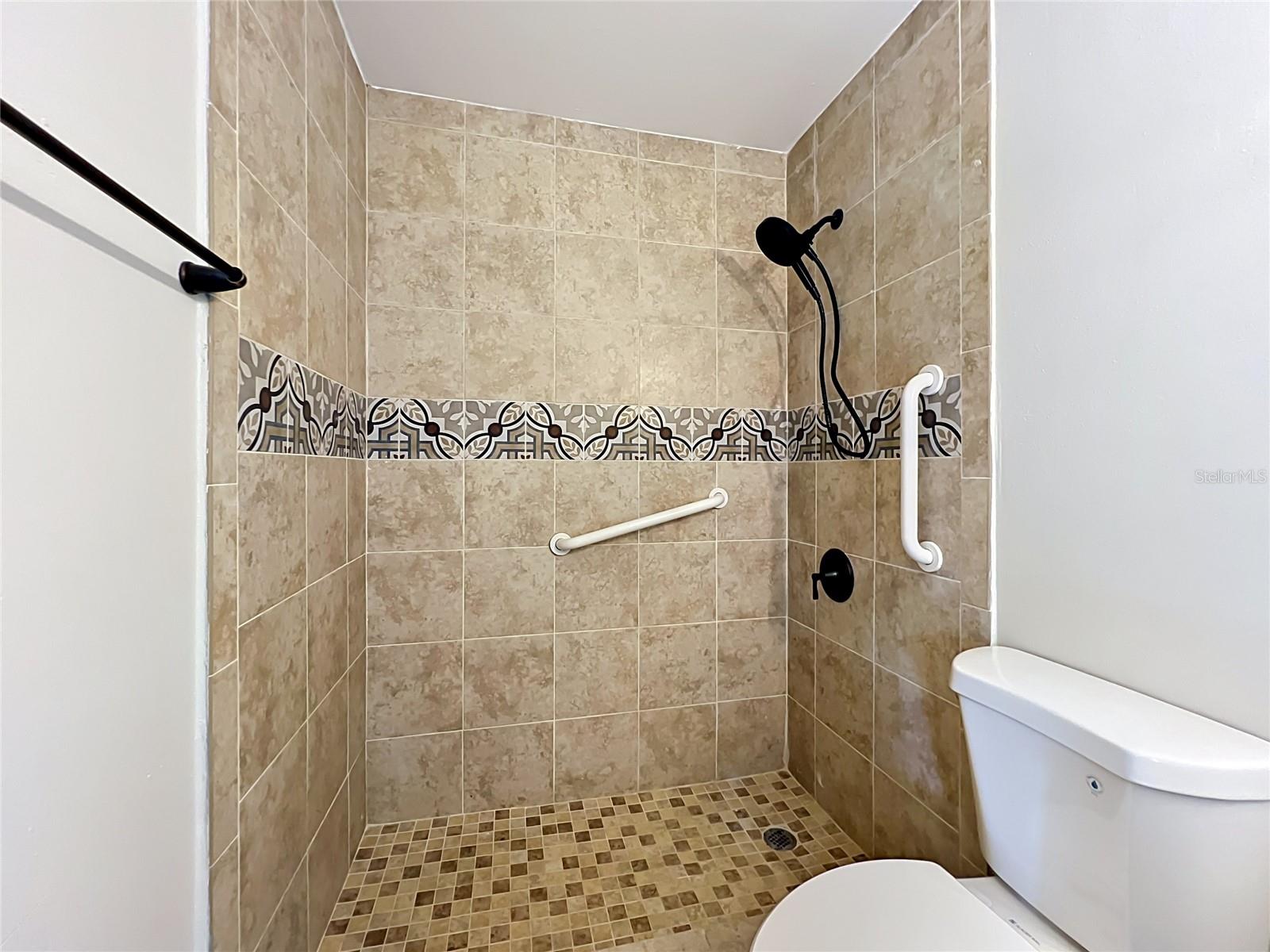 1500 S SUMMERLIN AVE, SANFORD, FL, 32771