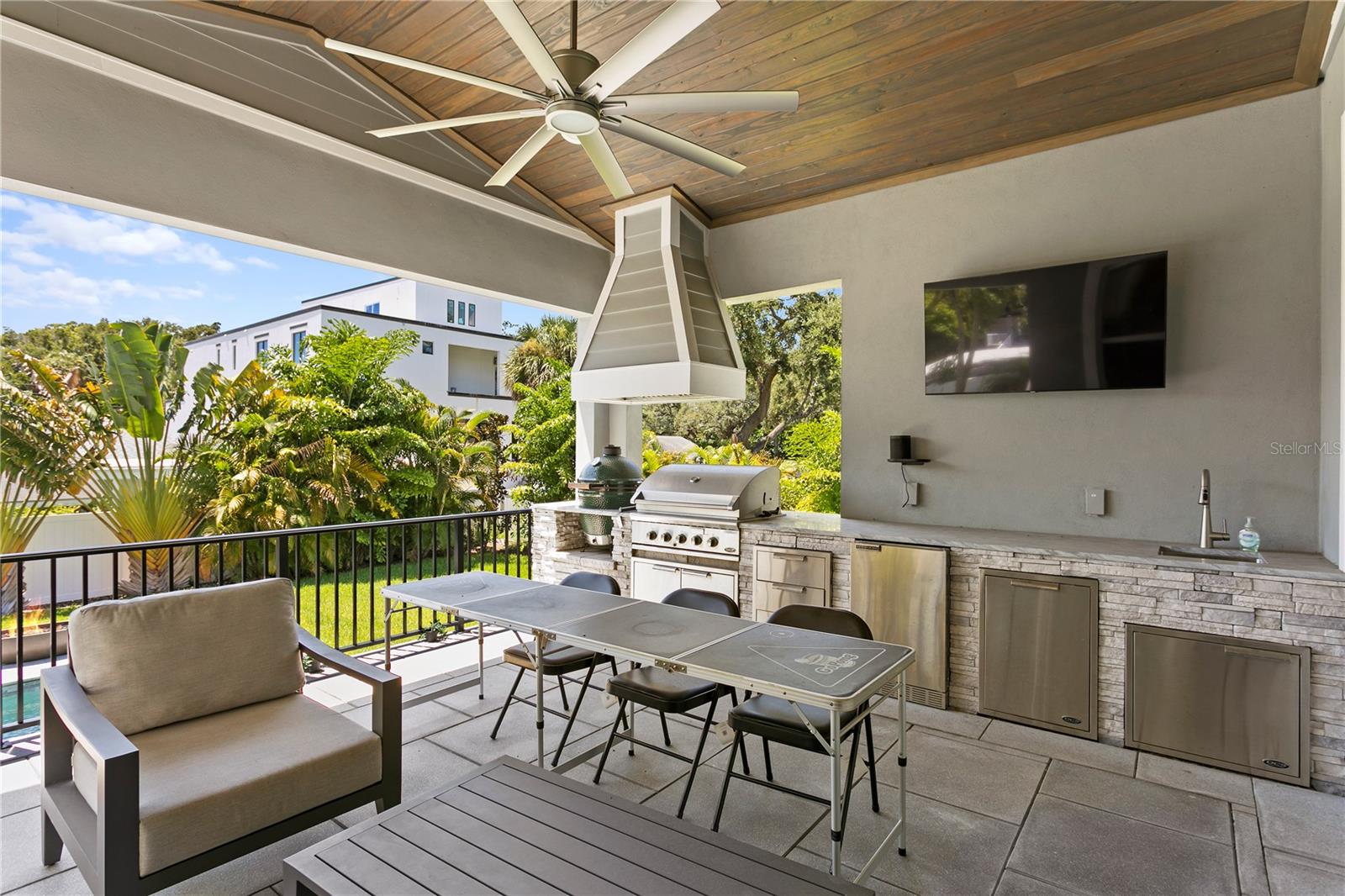 209 S SHORE CREST DR, TAMPA, FL, 33609