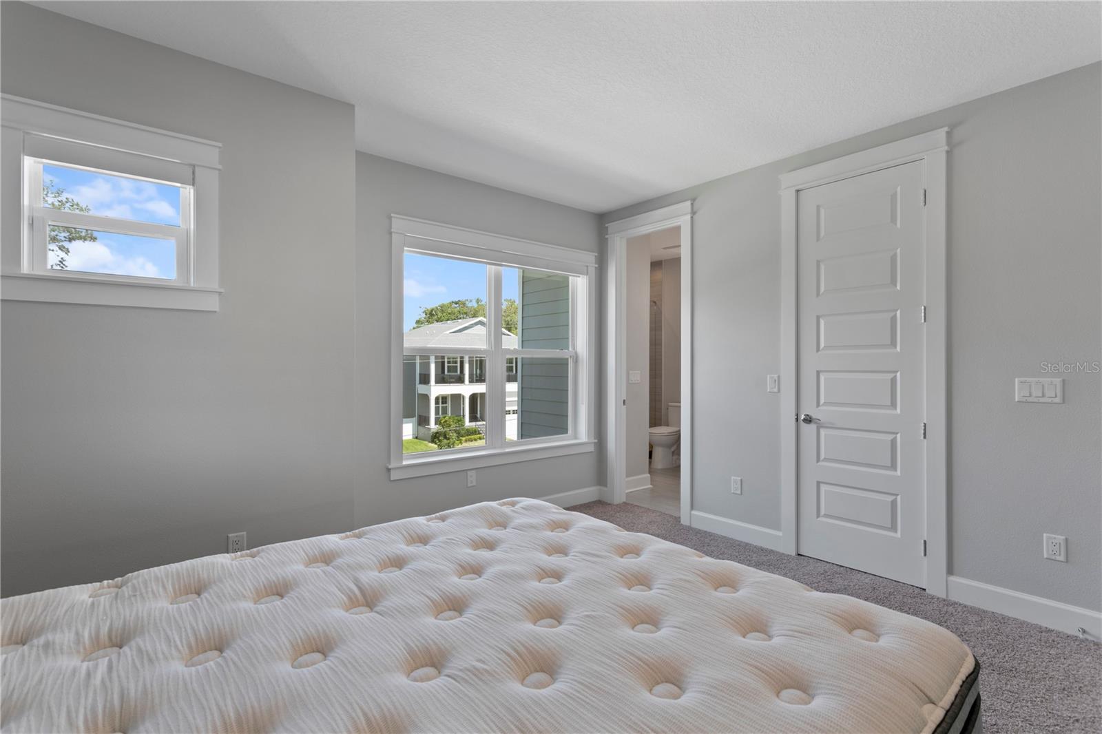209 S SHORE CREST DR, TAMPA, FL, 33609