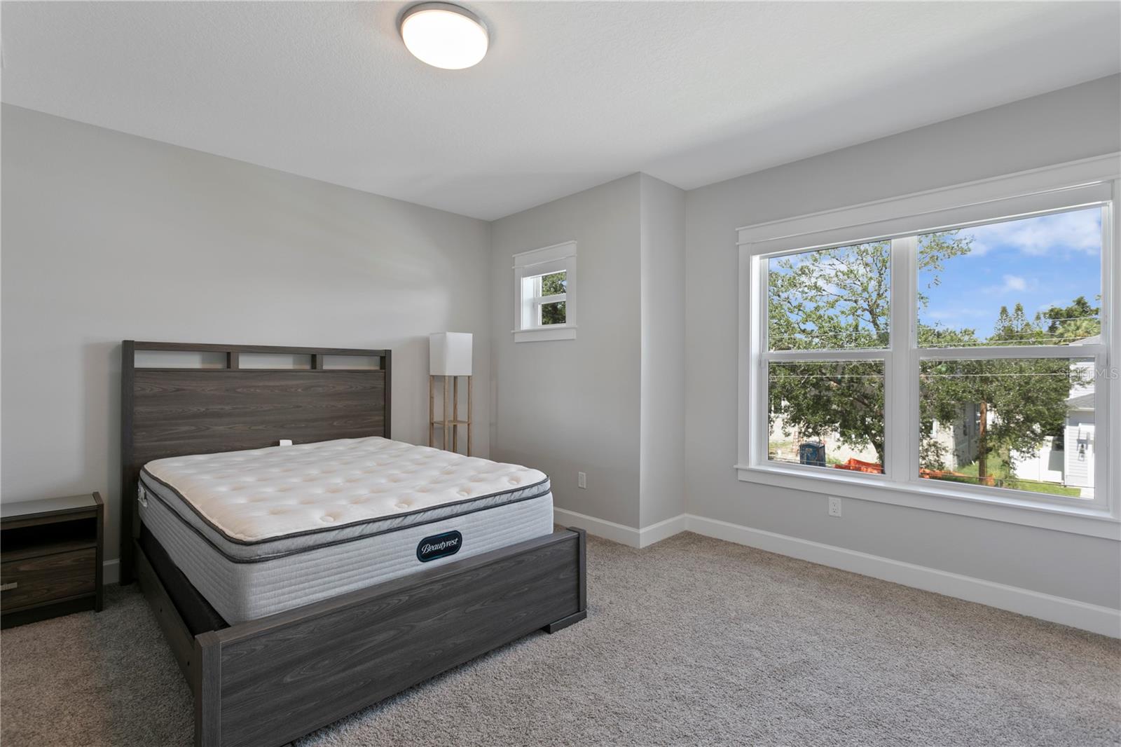209 S SHORE CREST DR, TAMPA, FL, 33609