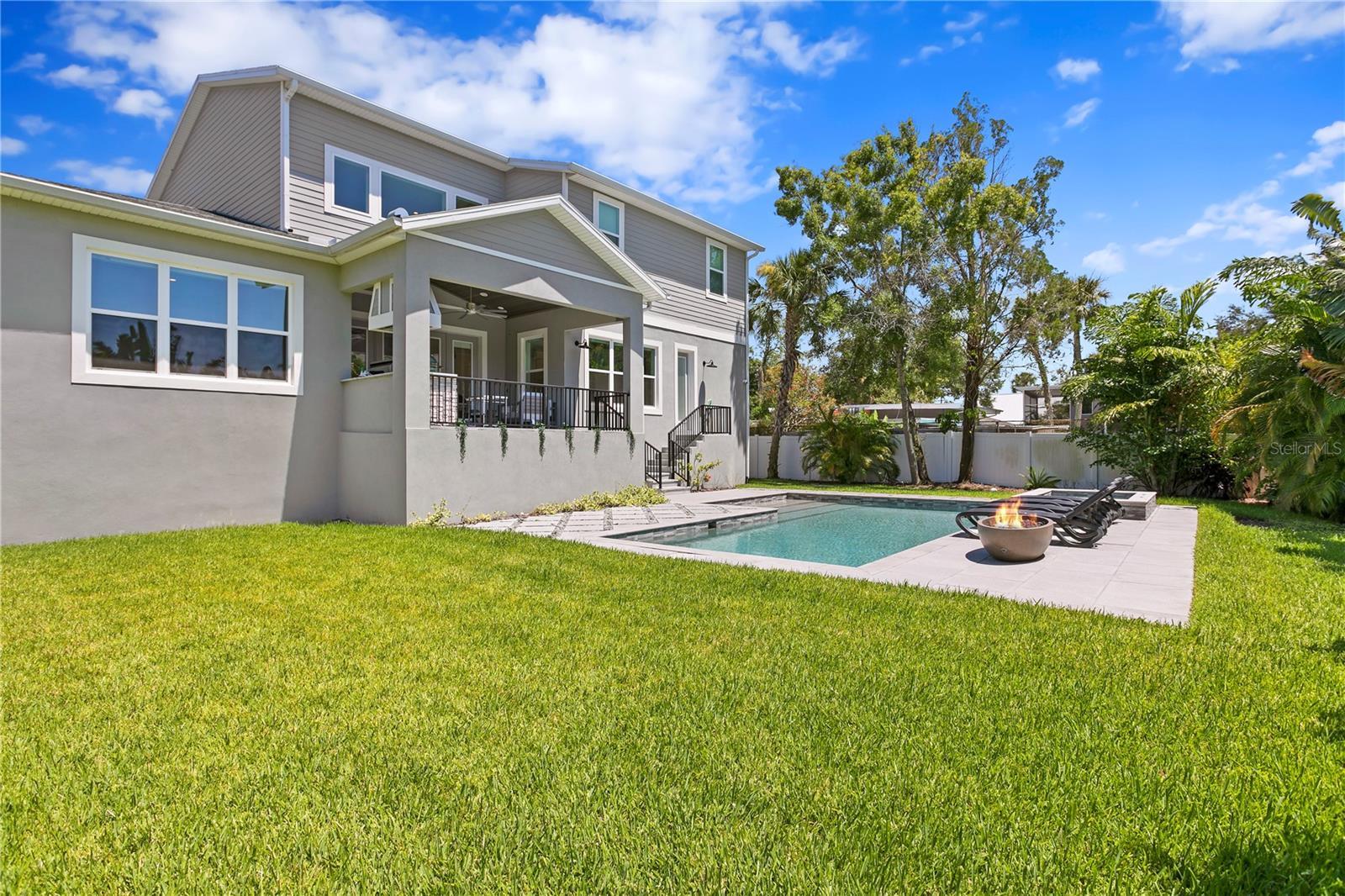 209 S SHORE CREST DR, TAMPA, FL, 33609