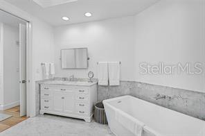 409 N POINT RD #802, OSPREY, FL, 34229