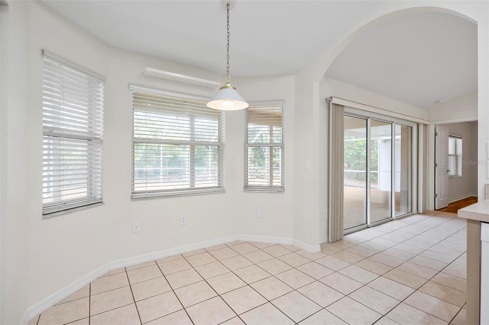 6 POINT DORAL CT, PALM COAST, FL, 32137