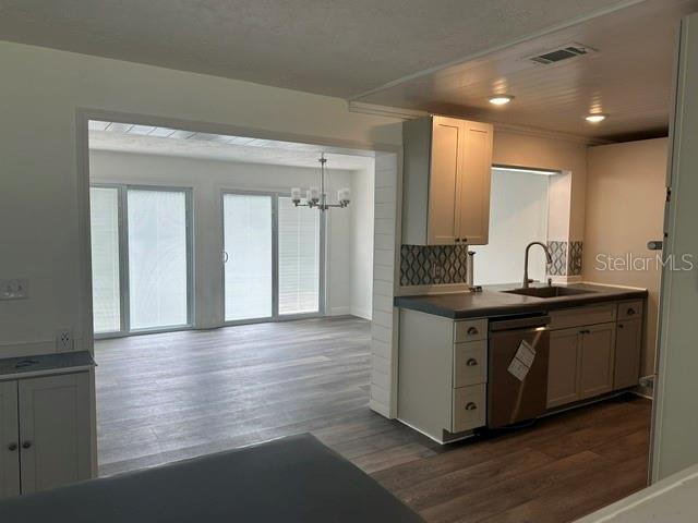 1405 STEWART BLVD, CLEARWATER, FL, 33764
