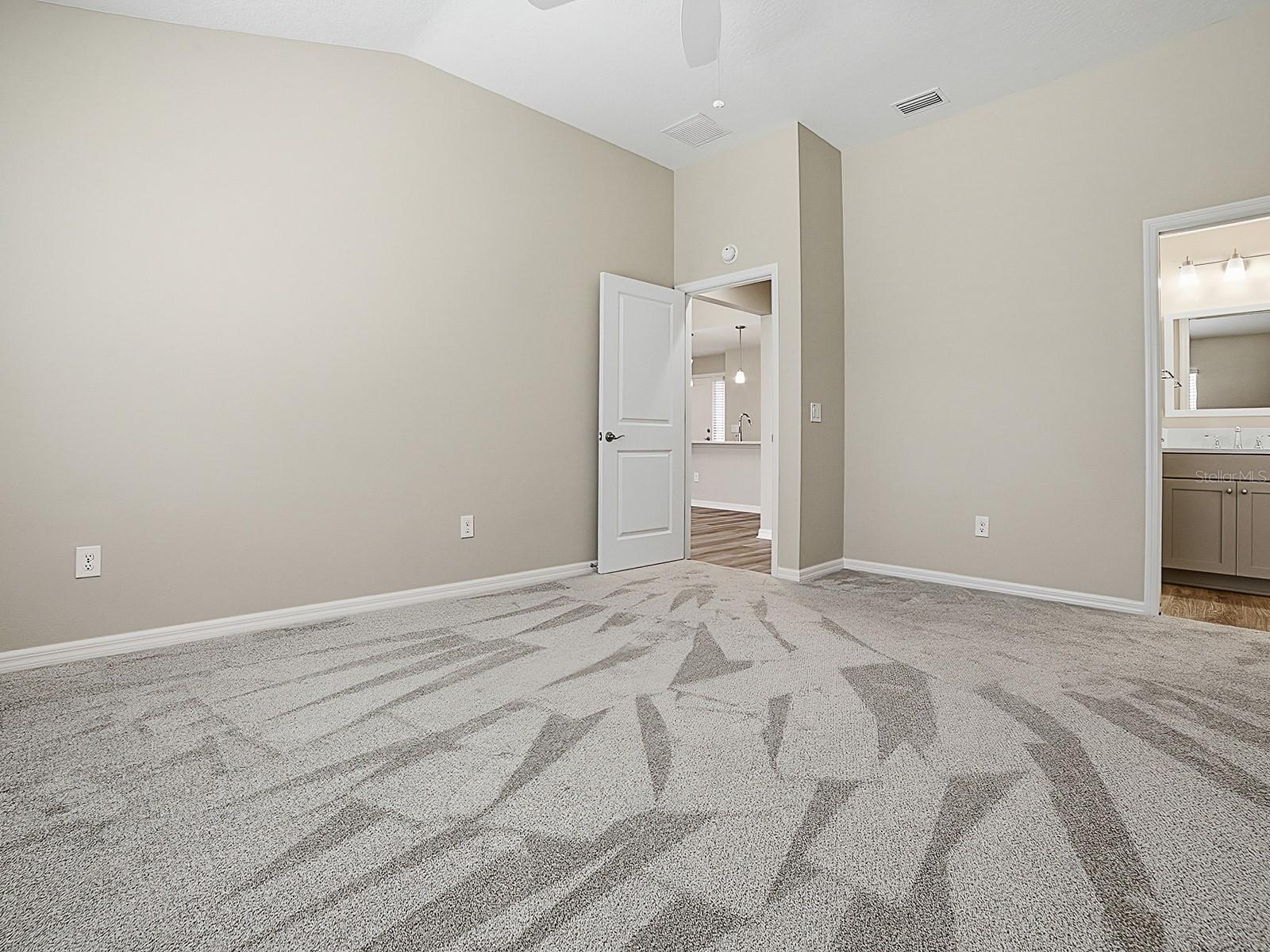1896 MCMURTRIE LOOP, THE VILLAGES, FL, 34762