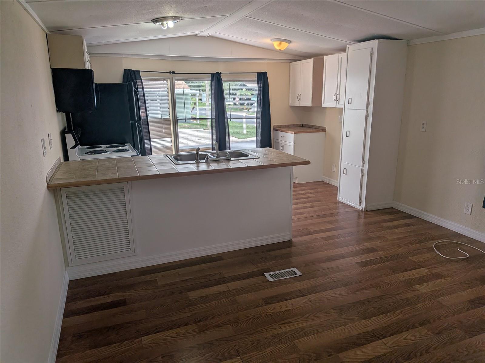 3030 BEAVER CREEK DR, WESLEY CHAPEL, FL, 33543