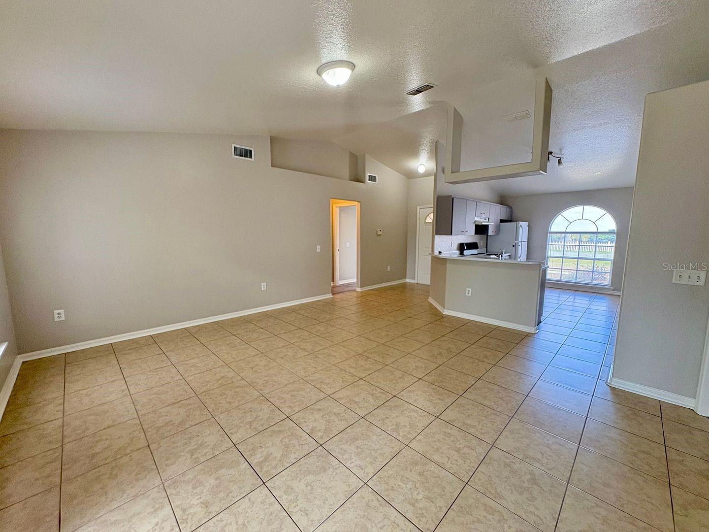 609 TAMARIN LN, POINCIANA, FL, 34759