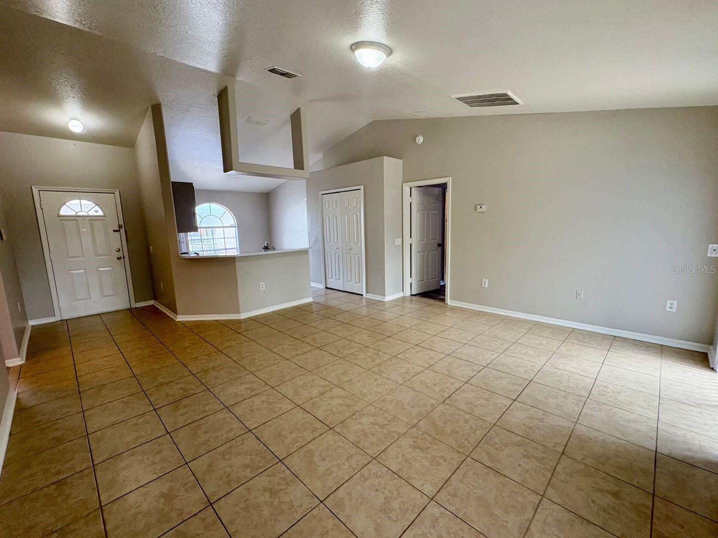 609 TAMARIN LN, POINCIANA, FL, 34759