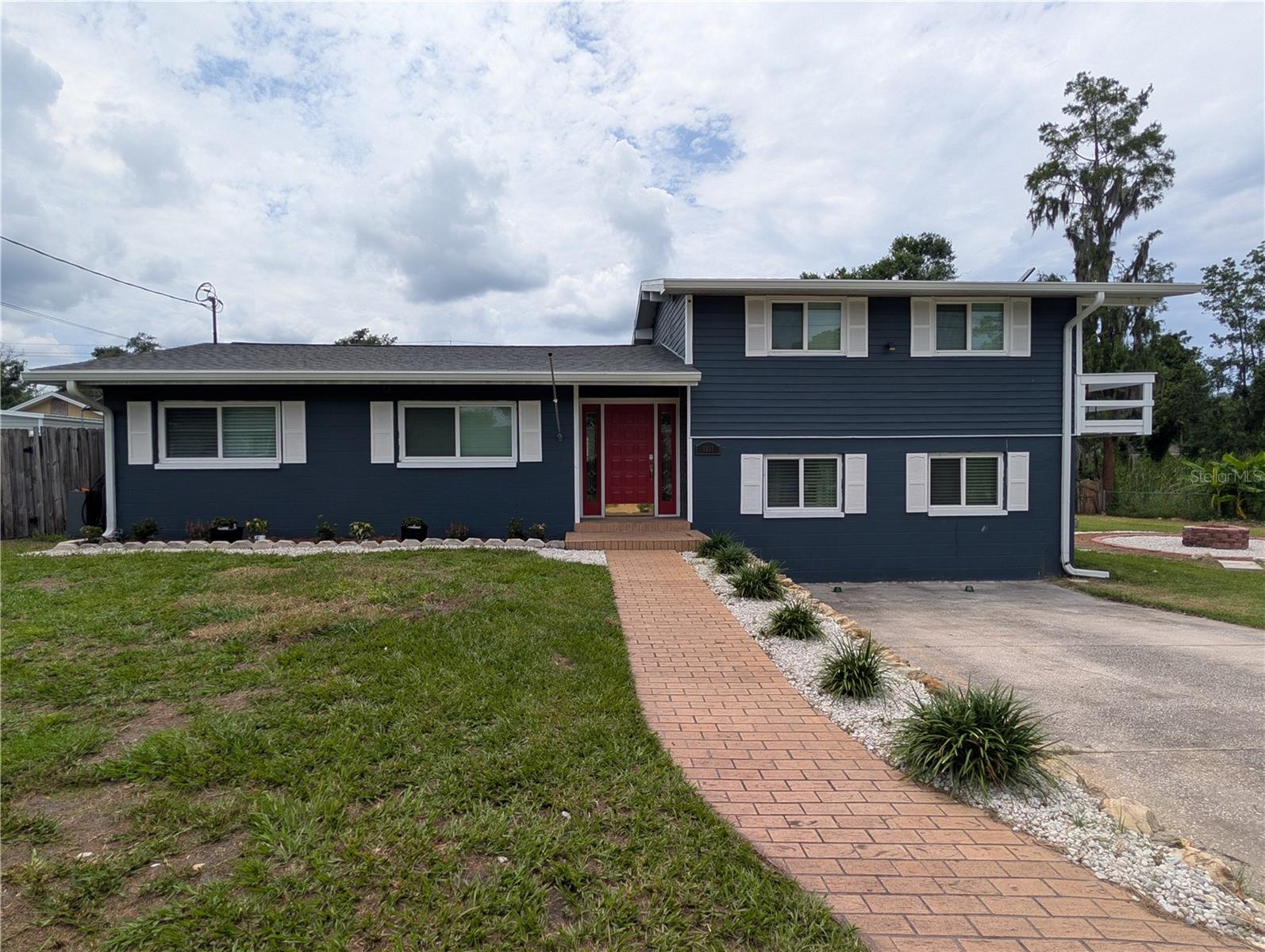 1011 N PALM DR, PLANT CITY, FL, 33563