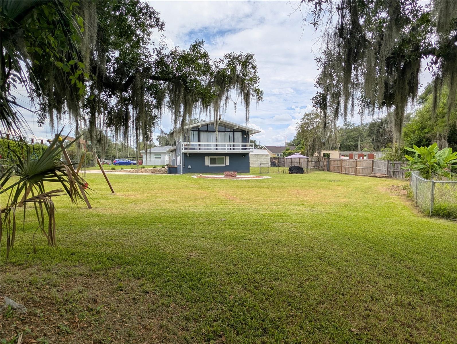1011 N PALM DR, PLANT CITY, FL, 33563