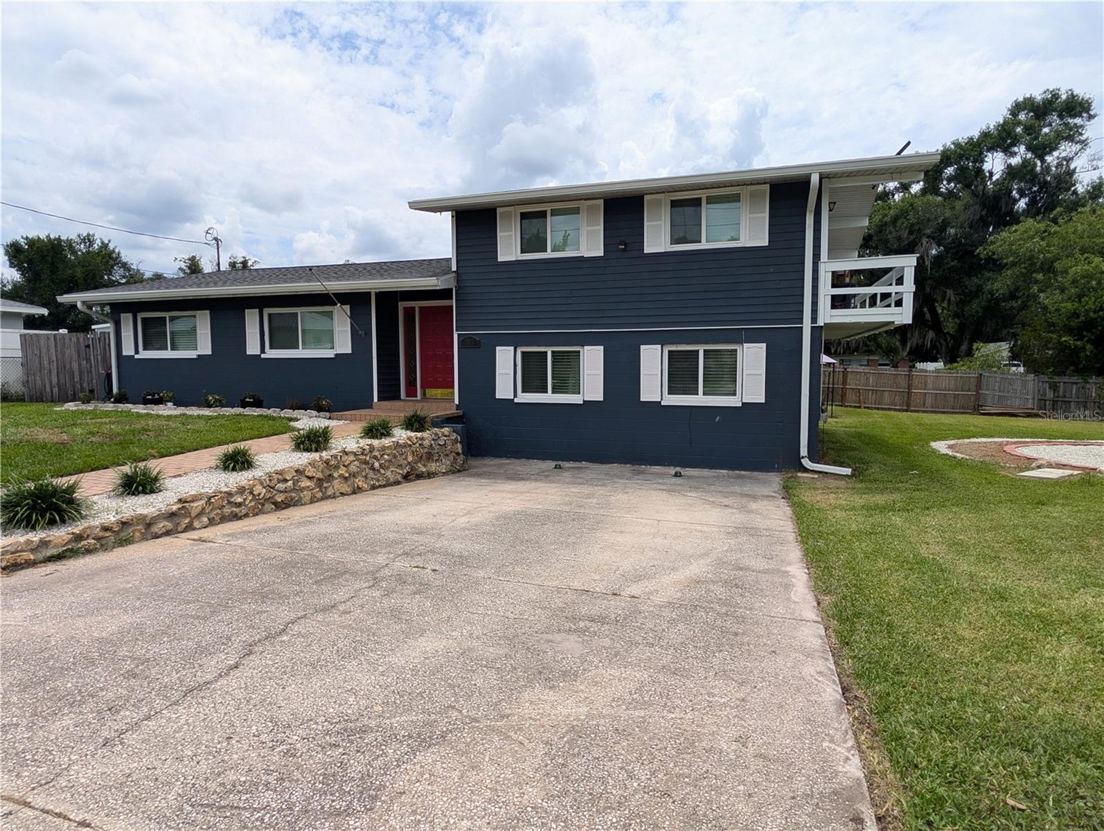 1011 N PALM DR, PLANT CITY, FL, 33563