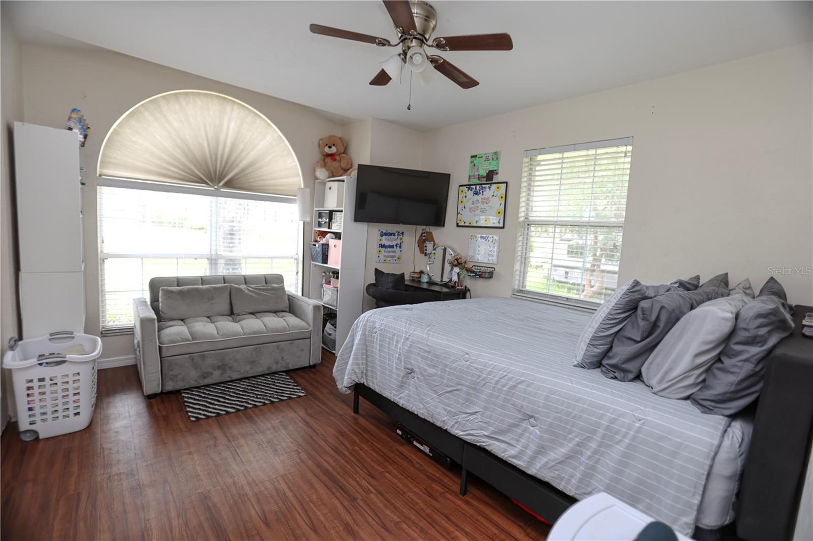 MANOR MAYNOR SUB, LIVE OAK, FL, 32064