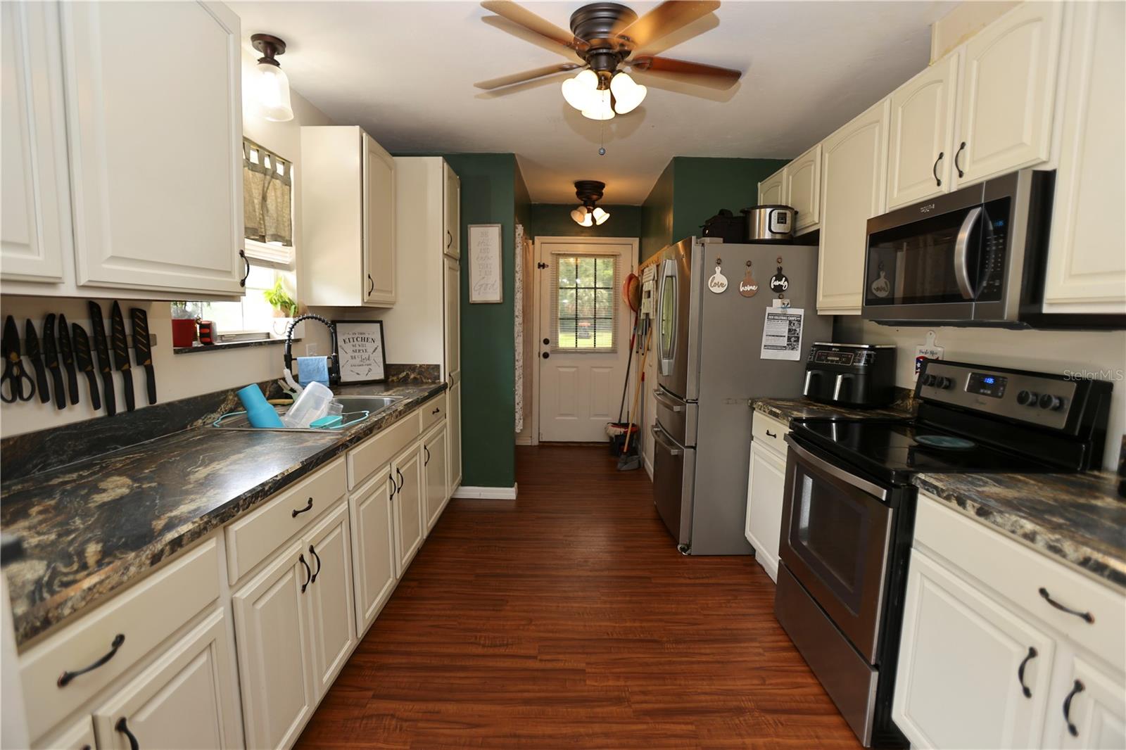 MANOR MAYNOR SUB, LIVE OAK, FL, 32064