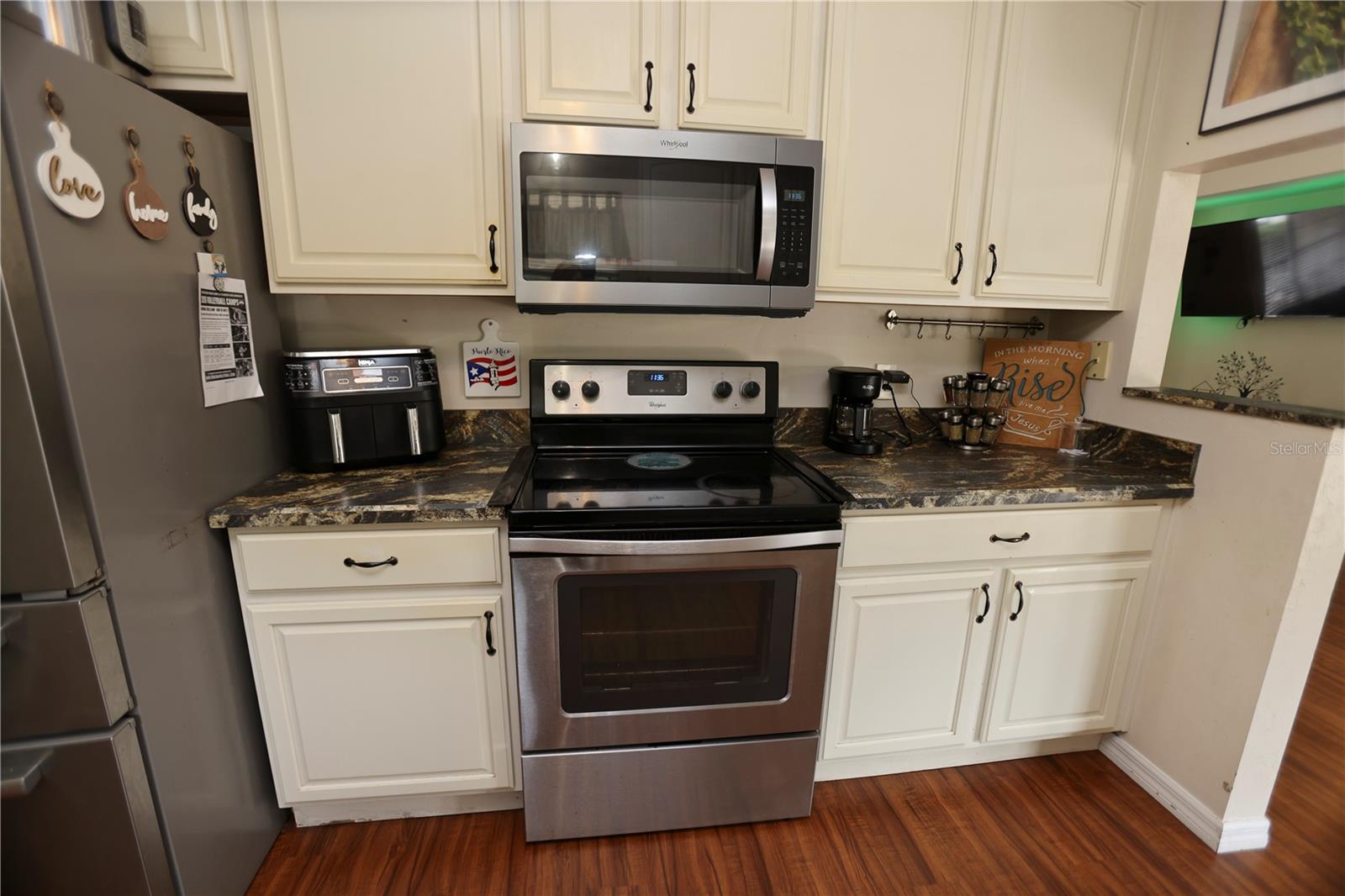 MANOR MAYNOR SUB, LIVE OAK, FL, 32064