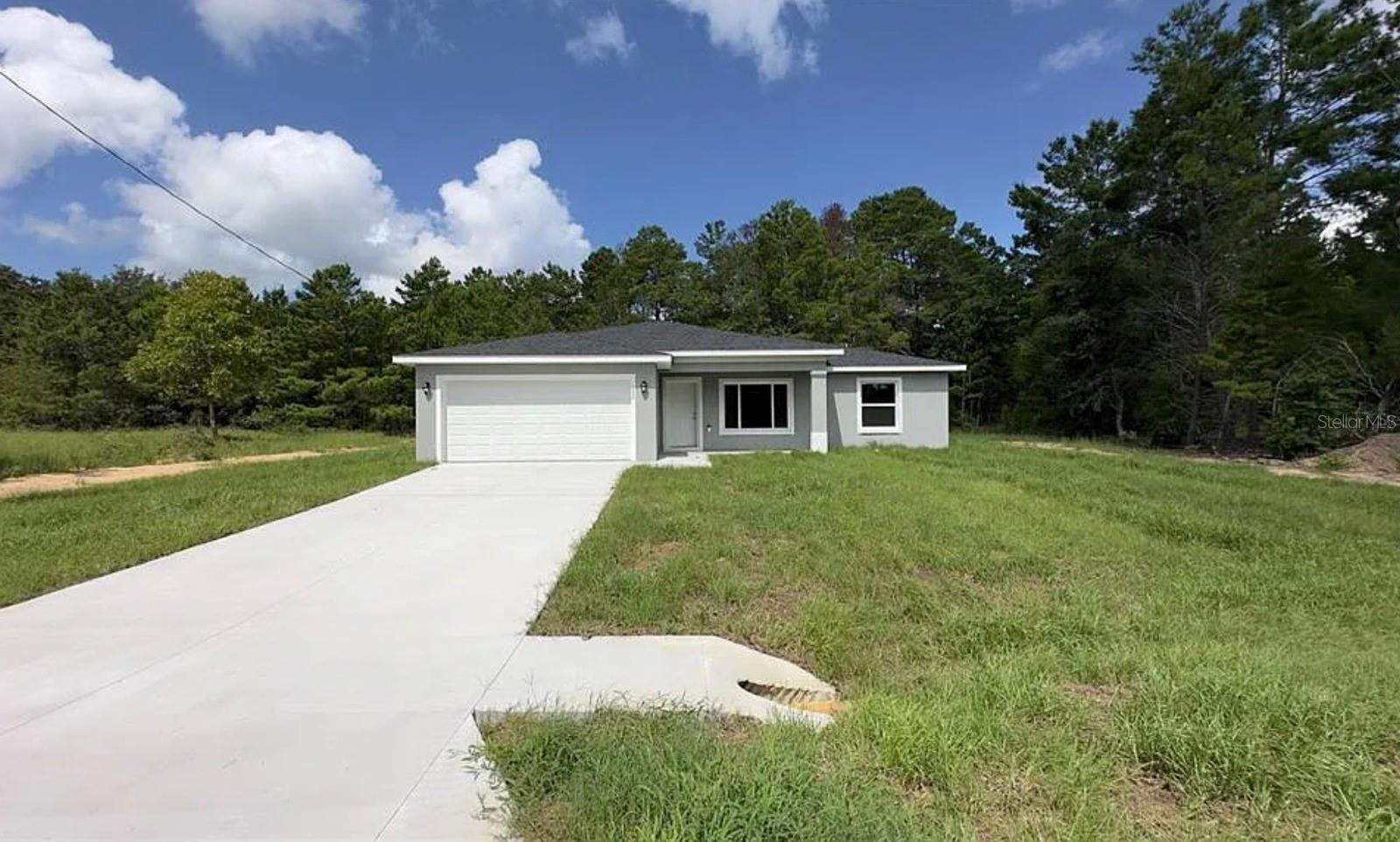 122 MALAUKA LOOP, OCKLAWAHA, FL, 32179