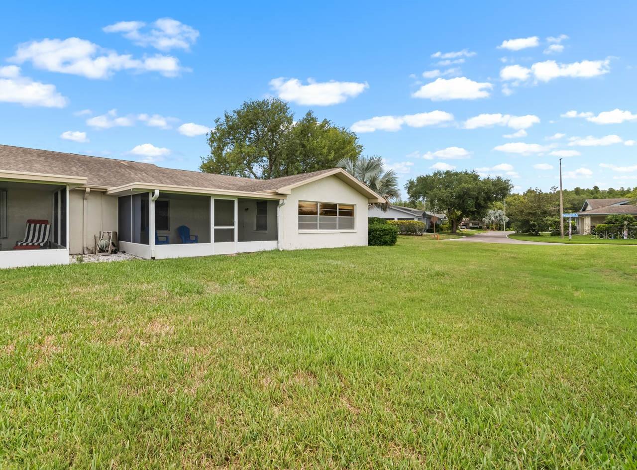 1602 HOVINGTON CIR, SUN CITY CENTER, FL, 33573