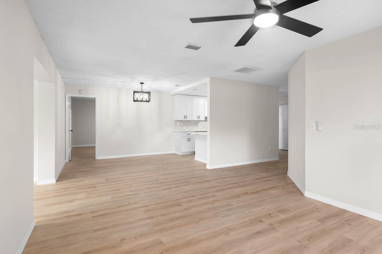 1602 HOVINGTON CIR, SUN CITY CENTER, FL, 33573