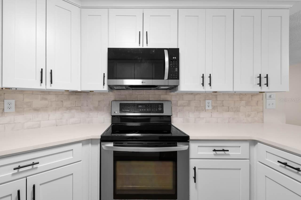 1602 HOVINGTON CIR, SUN CITY CENTER, FL, 33573