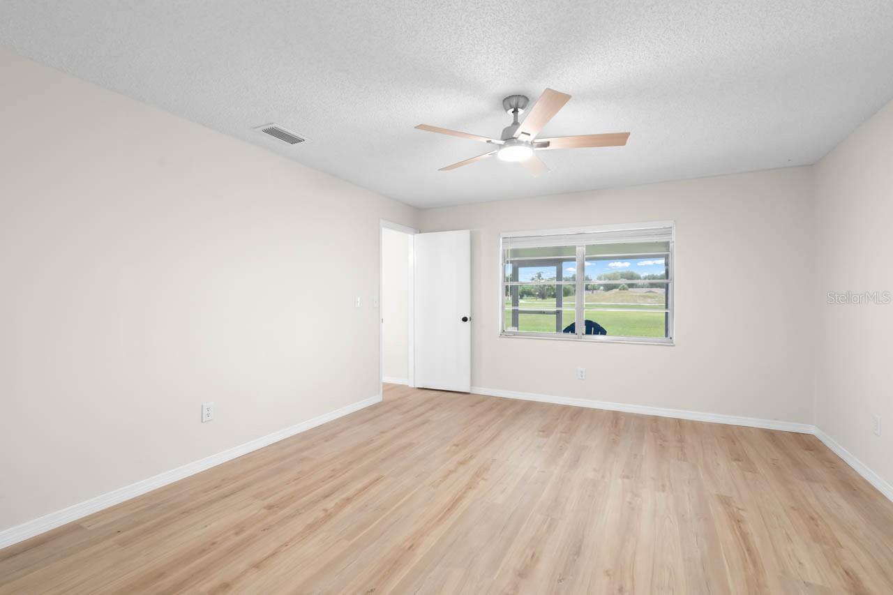 1602 HOVINGTON CIR, SUN CITY CENTER, FL, 33573