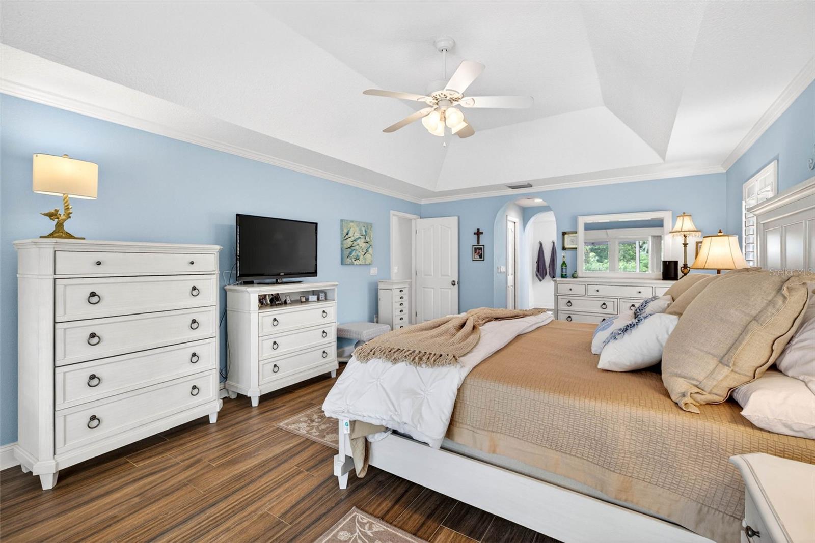 3904 S NINE DR, VALRICO, FL, 33596