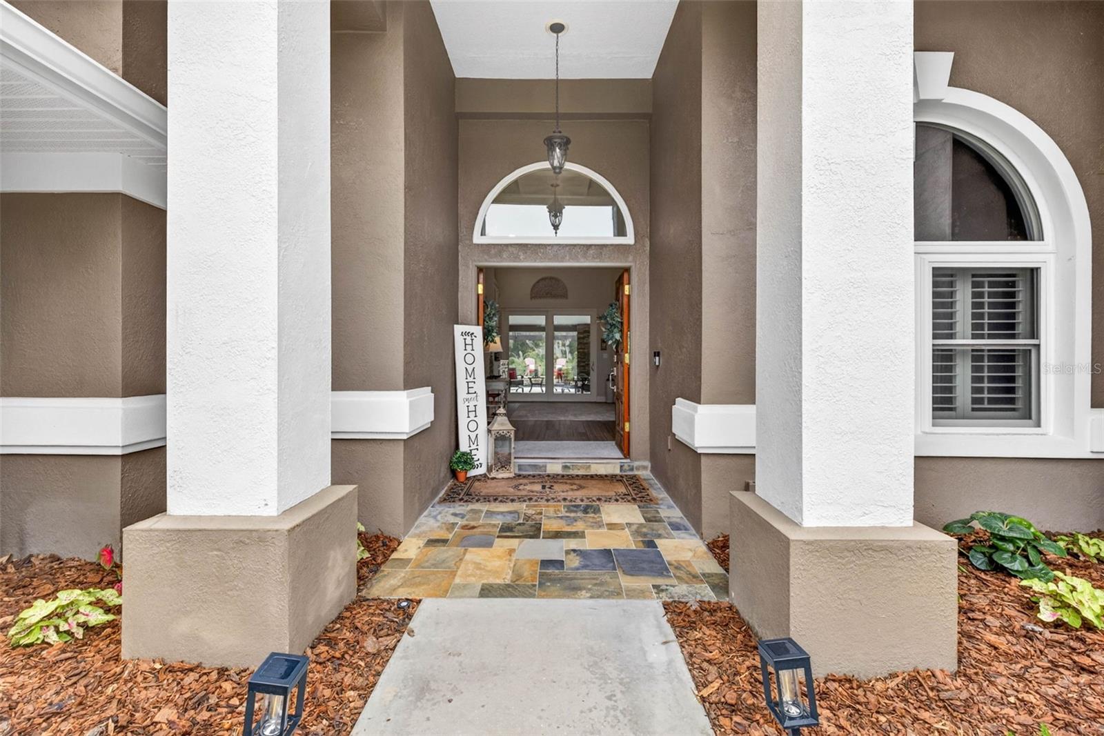 3904 S NINE DR, VALRICO, FL, 33596