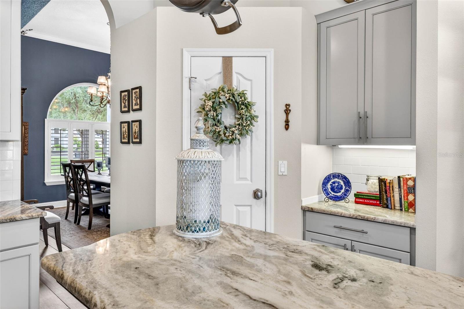 3904 S NINE DR, VALRICO, FL, 33596