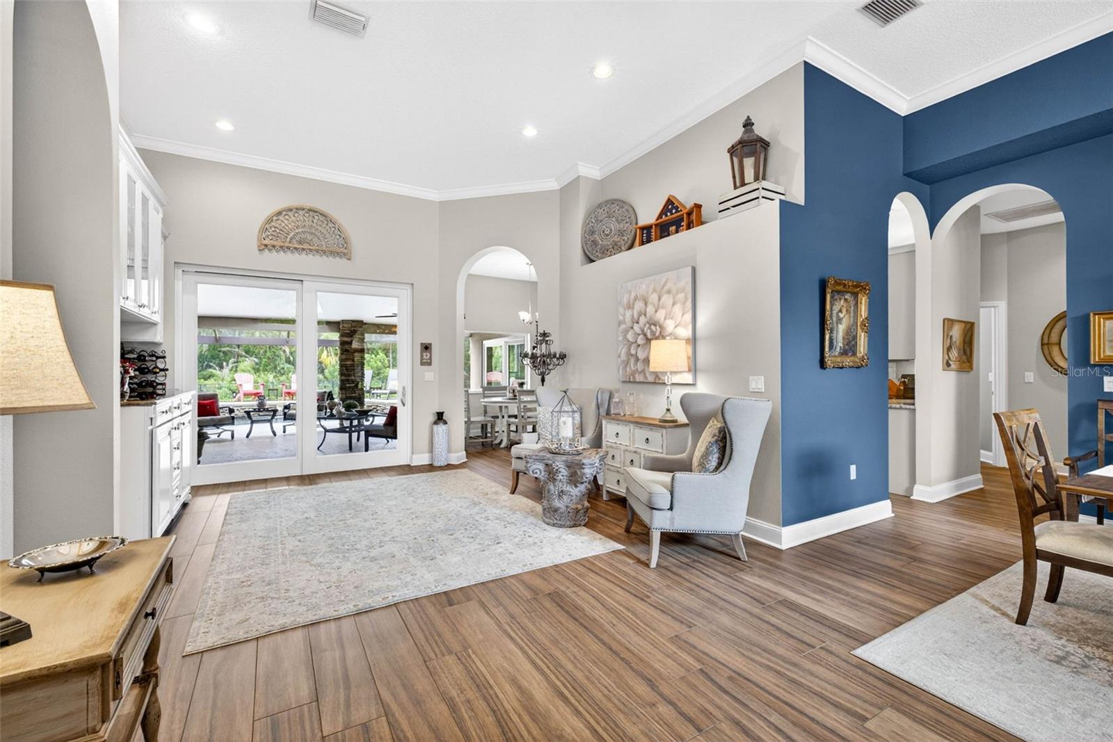 3904 S NINE DR, VALRICO, FL, 33596