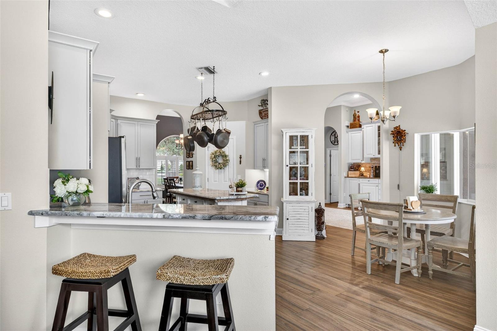 3904 S NINE DR, VALRICO, FL, 33596