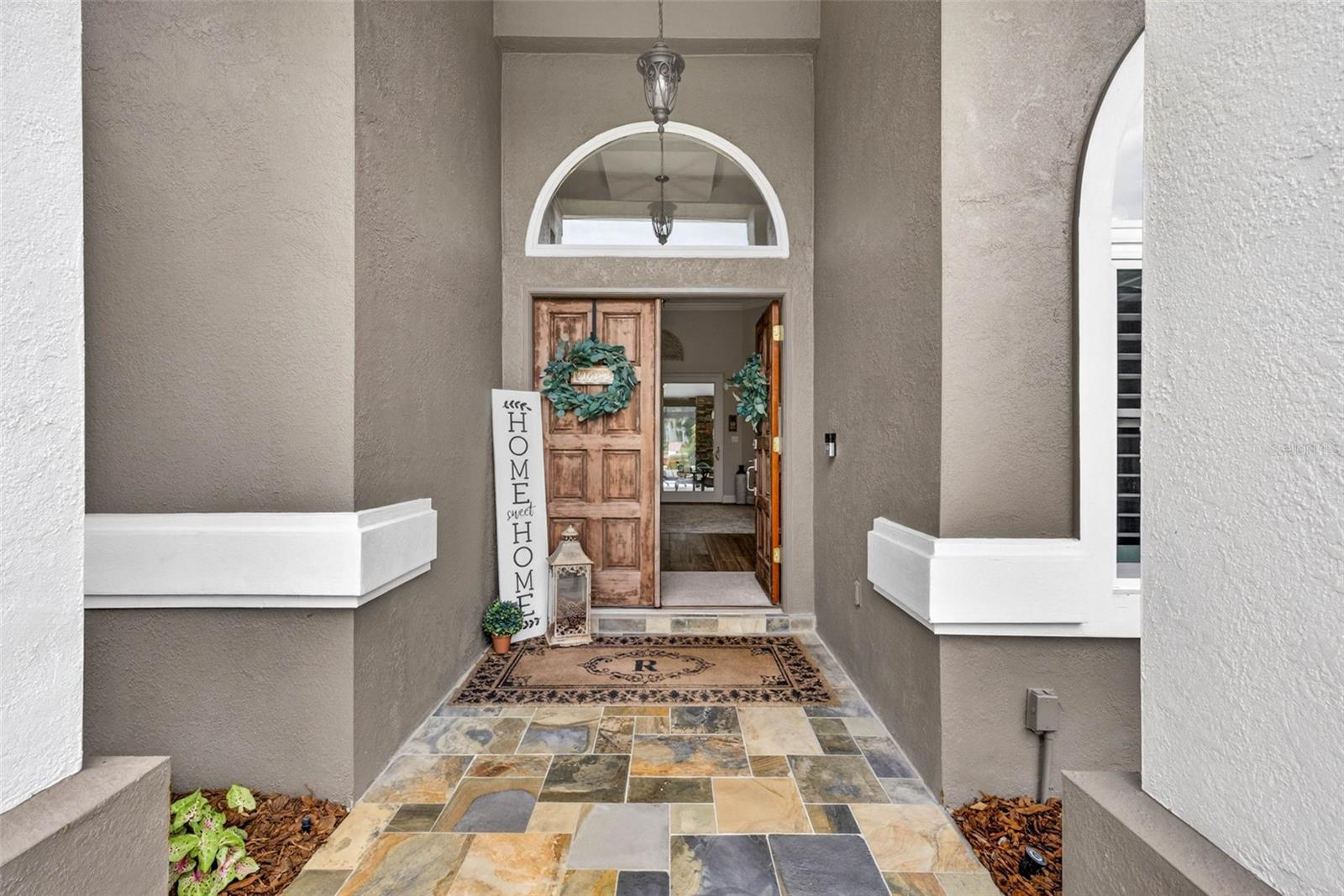 3904 S NINE DR, VALRICO, FL, 33596
