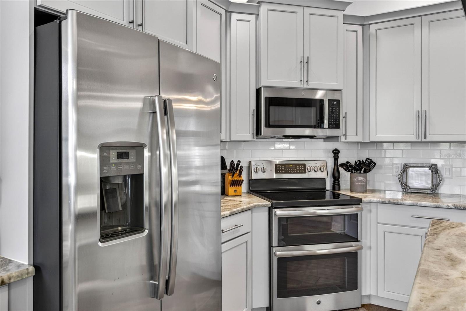 3904 S NINE DR, VALRICO, FL, 33596