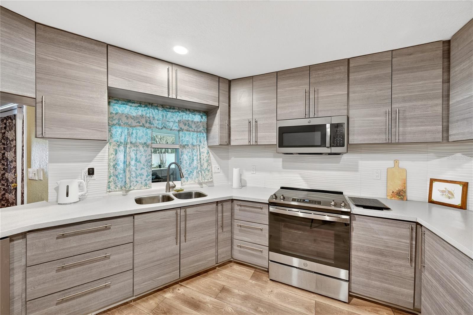 7222 STANFORD DR, LAKELAND, FL, 33809
