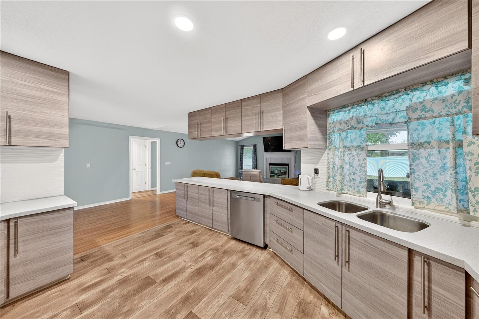 7222 STANFORD DR, LAKELAND, FL, 33809