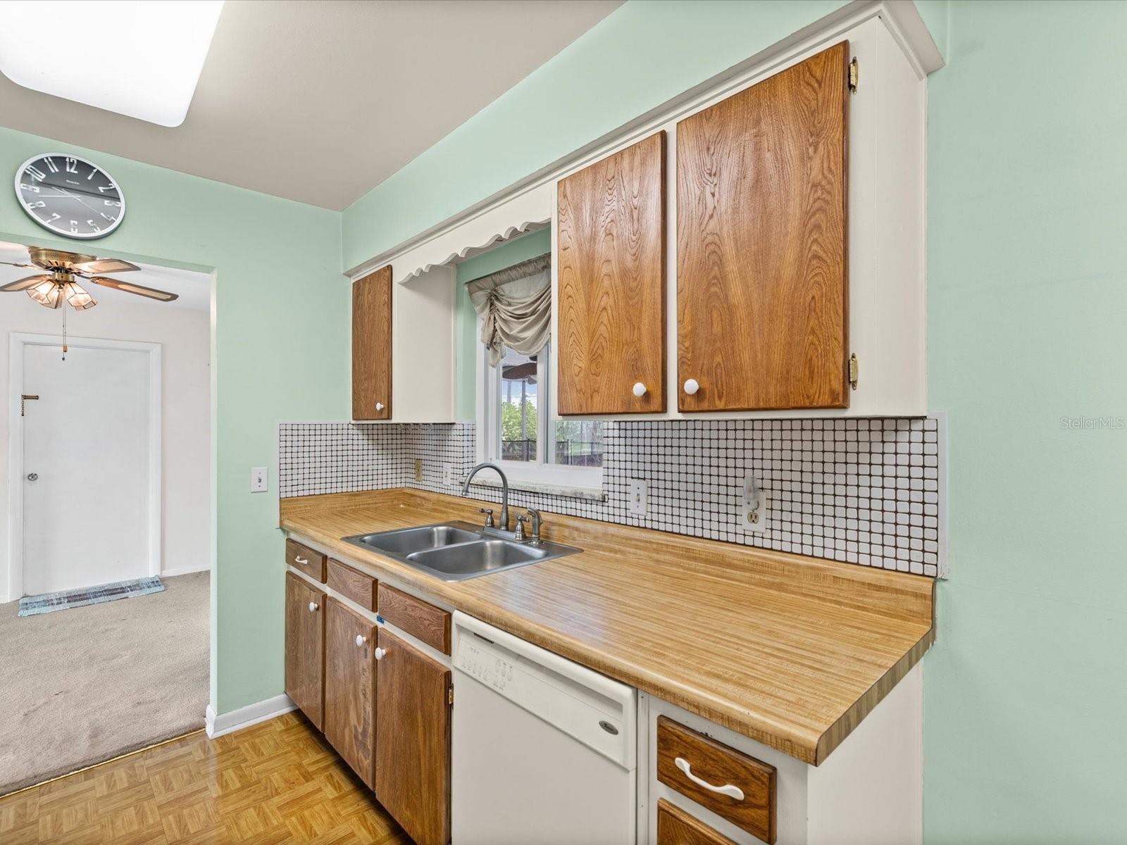 1754 GREAT BRIKHILL RD, CLEARWATER, FL, 33755