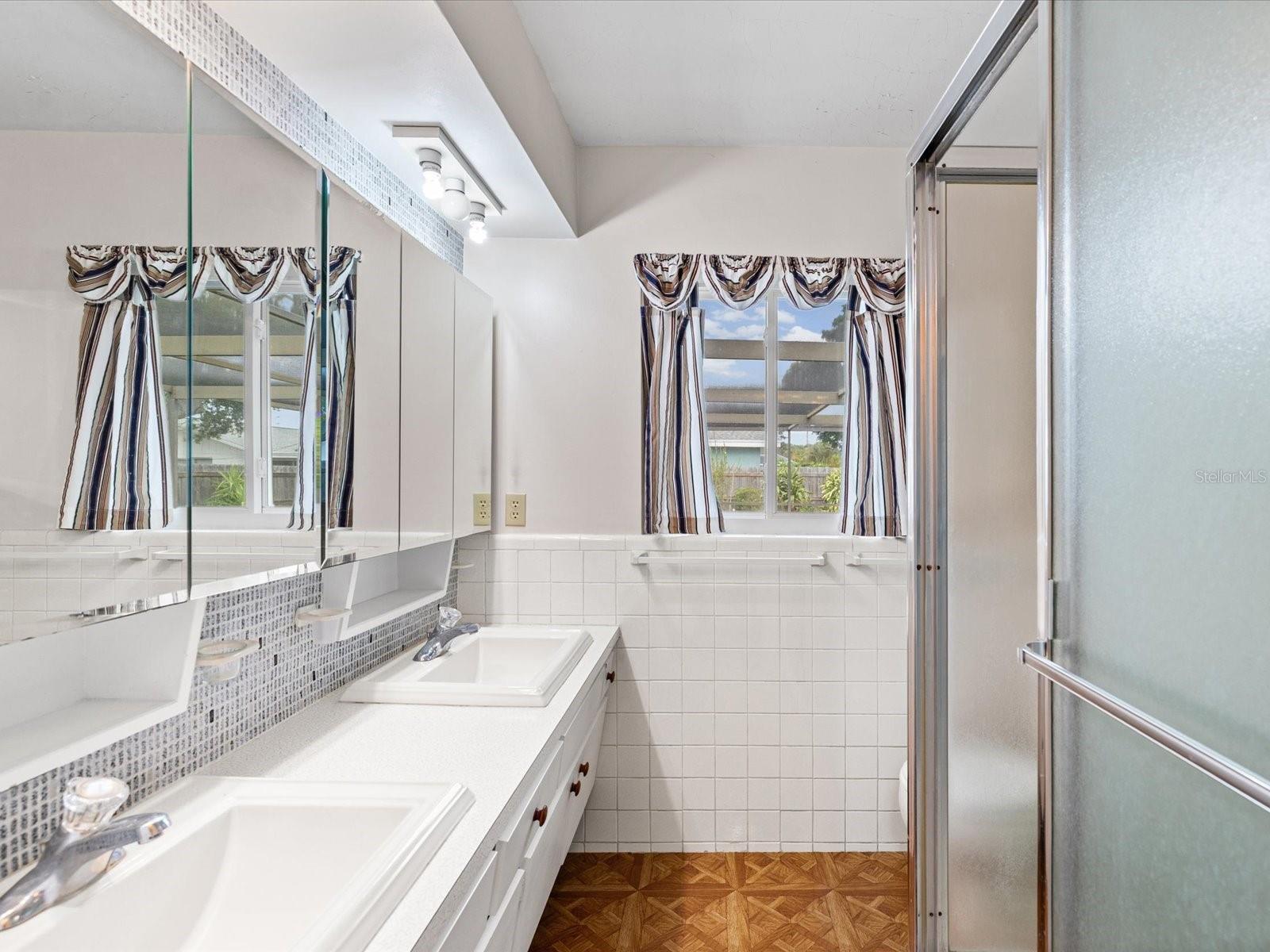 1754 GREAT BRIKHILL RD, CLEARWATER, FL, 33755