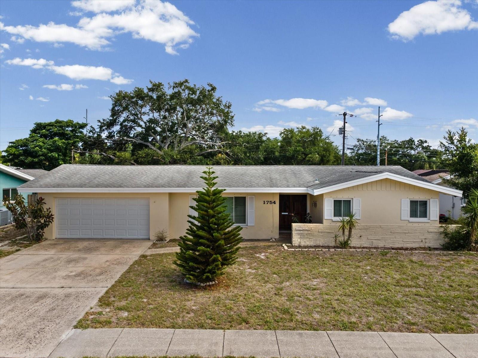1754 GREAT BRIKHILL RD, CLEARWATER, FL, 33755