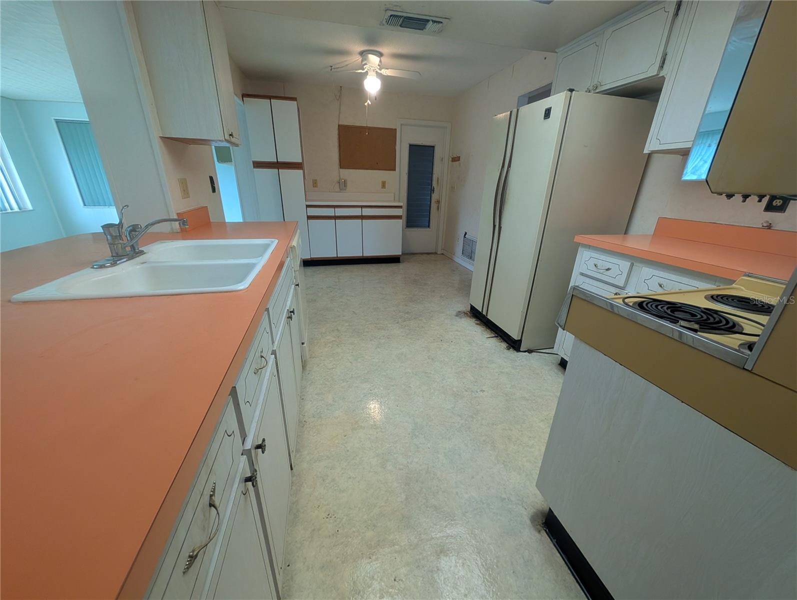 9640 45TH ST N, PINELLAS PARK, FL, 33782