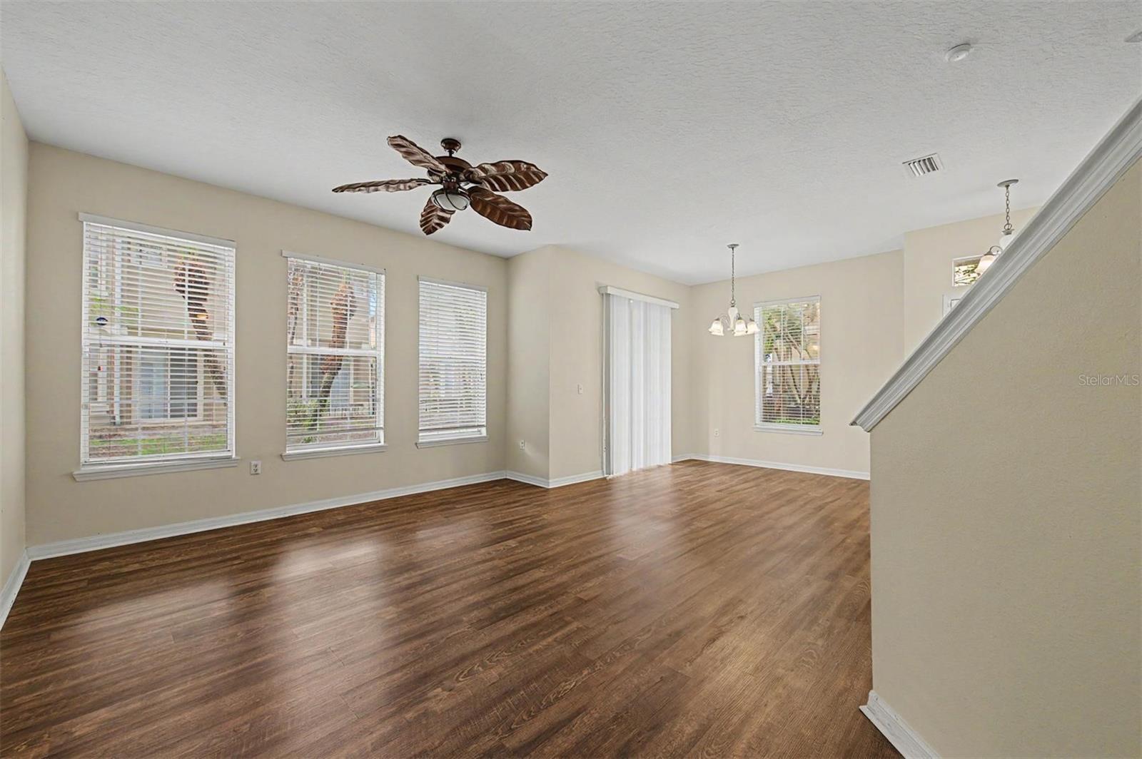 6754 EAGLE FEATHER DR, RIVERVIEW, FL, 33578