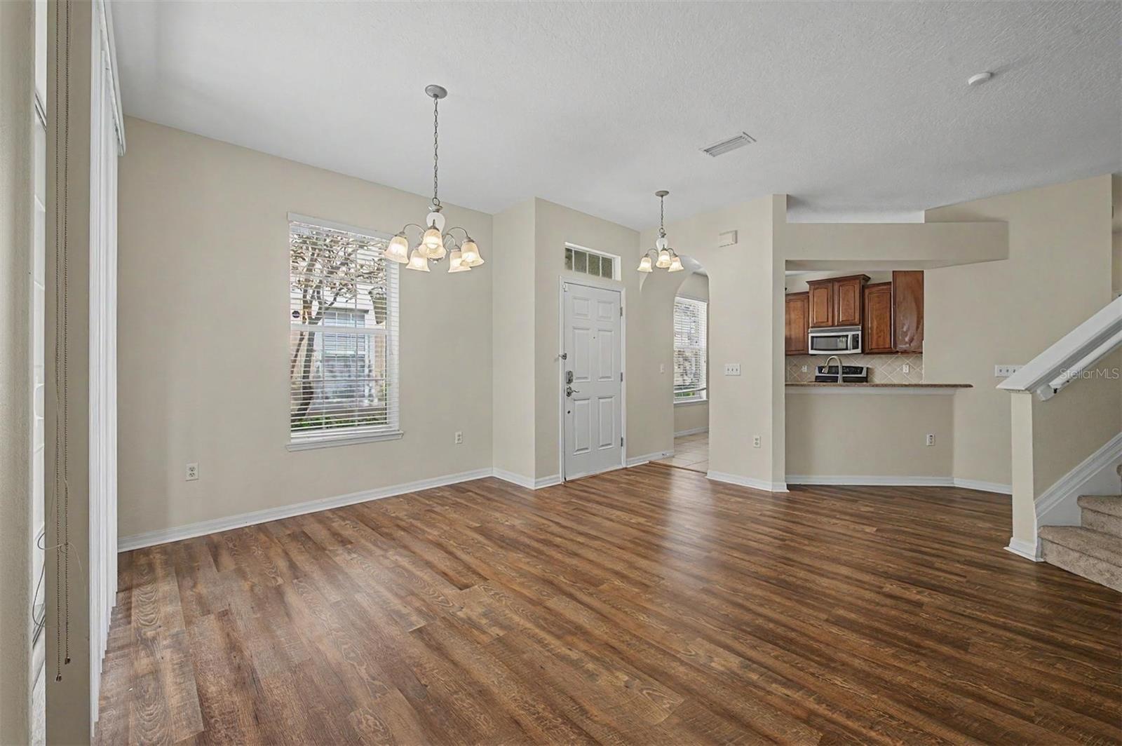 6754 EAGLE FEATHER DR, RIVERVIEW, FL, 33578