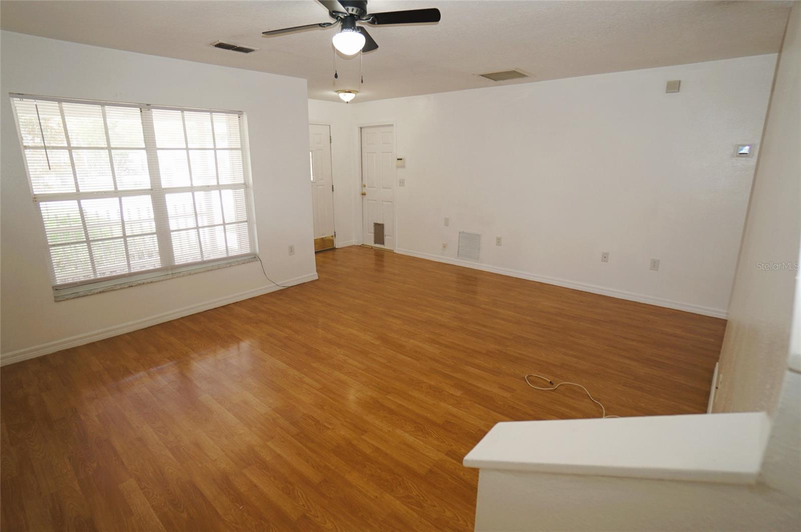 805 W 113TH AVE, TAMPA, FL, 33612