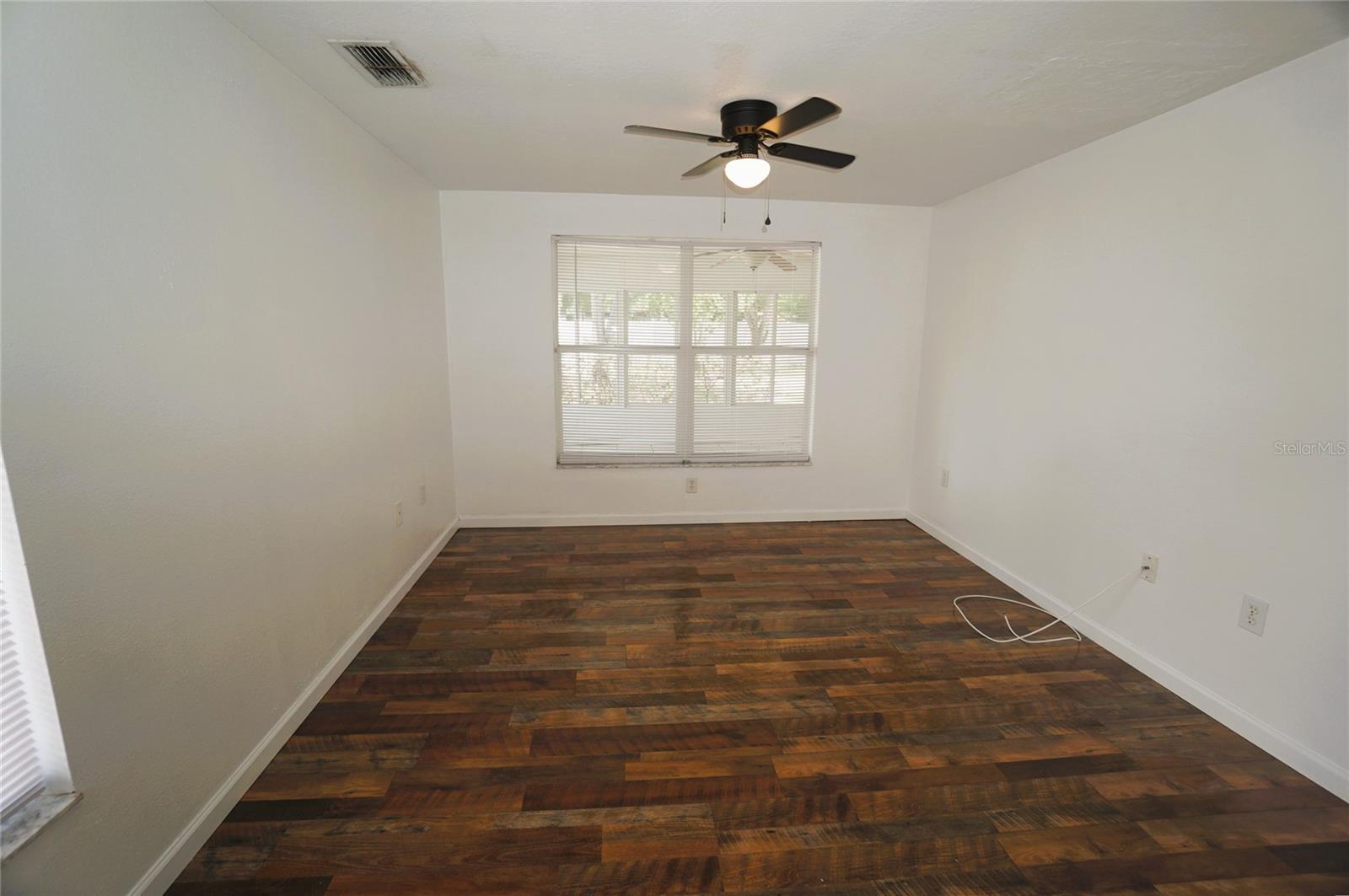 805 W 113TH AVE, TAMPA, FL, 33612