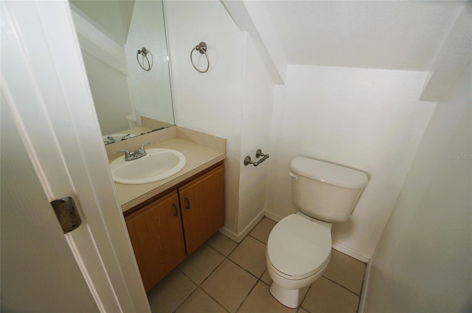 805 W 113TH AVE, TAMPA, FL, 33612