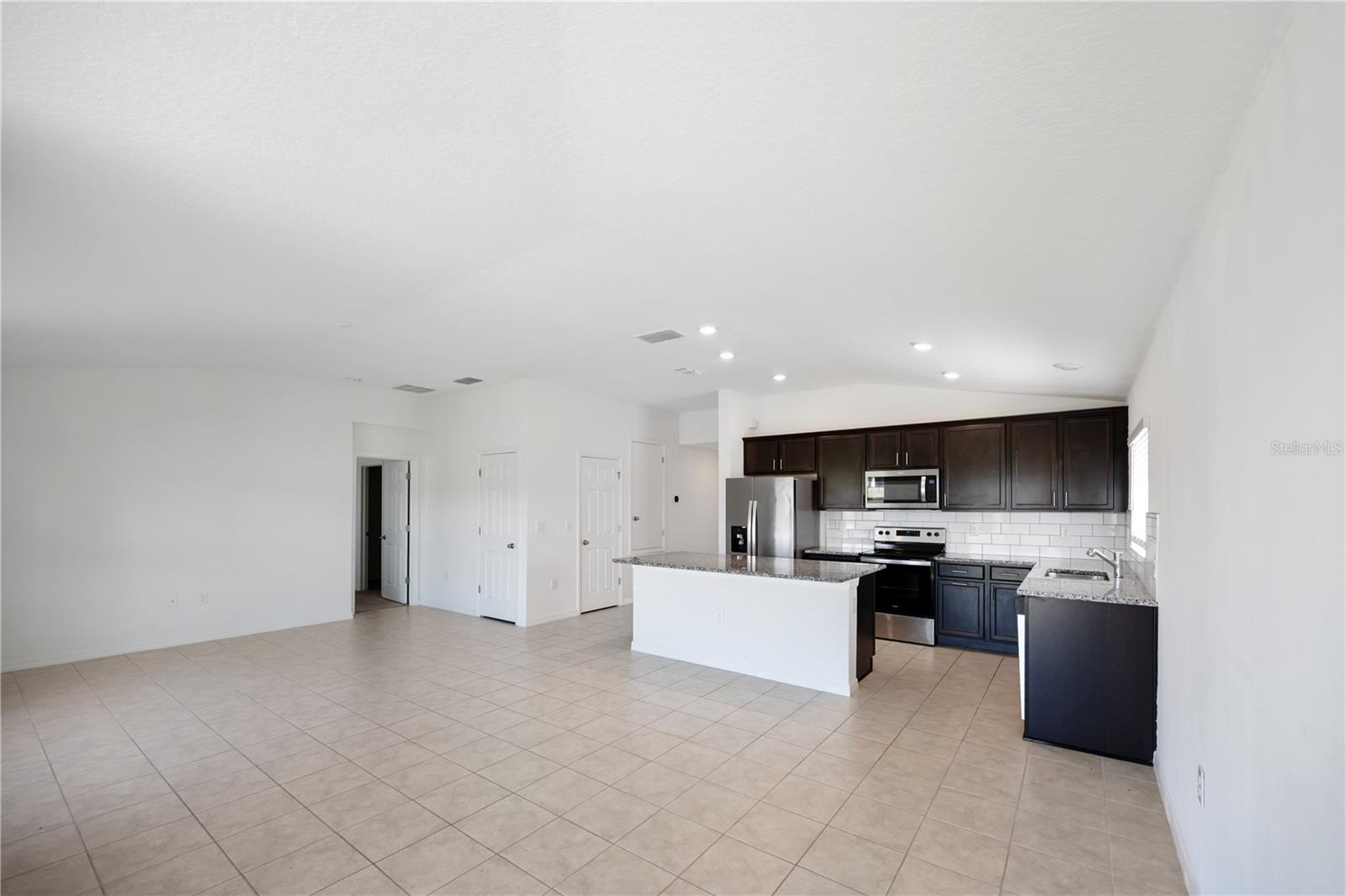 3540 74TH AVENUE CIR E, SARASOTA, FL, 34243
