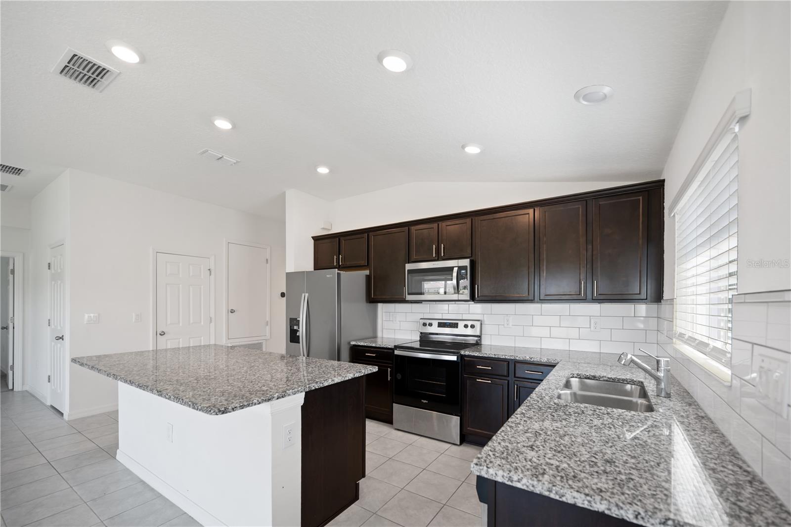 3540 74TH AVENUE CIR E, SARASOTA, FL, 34243