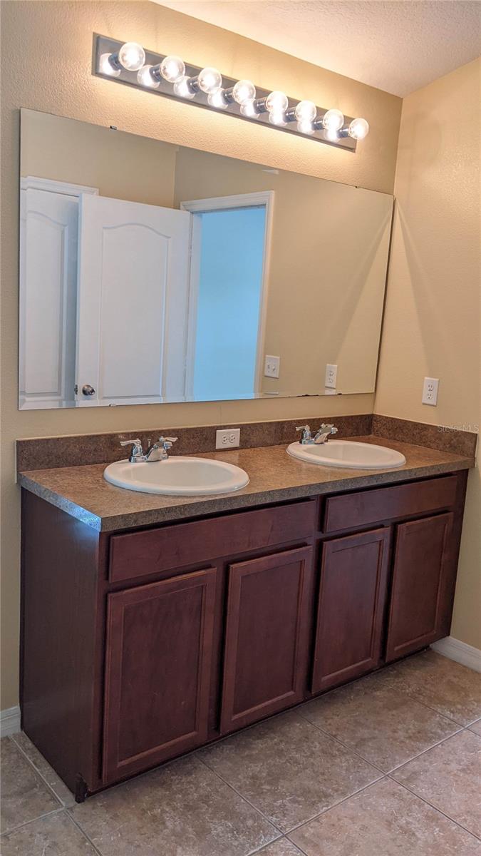 10799 GRAN PARADISO DR #A, ORLANDO, FL, 32832
