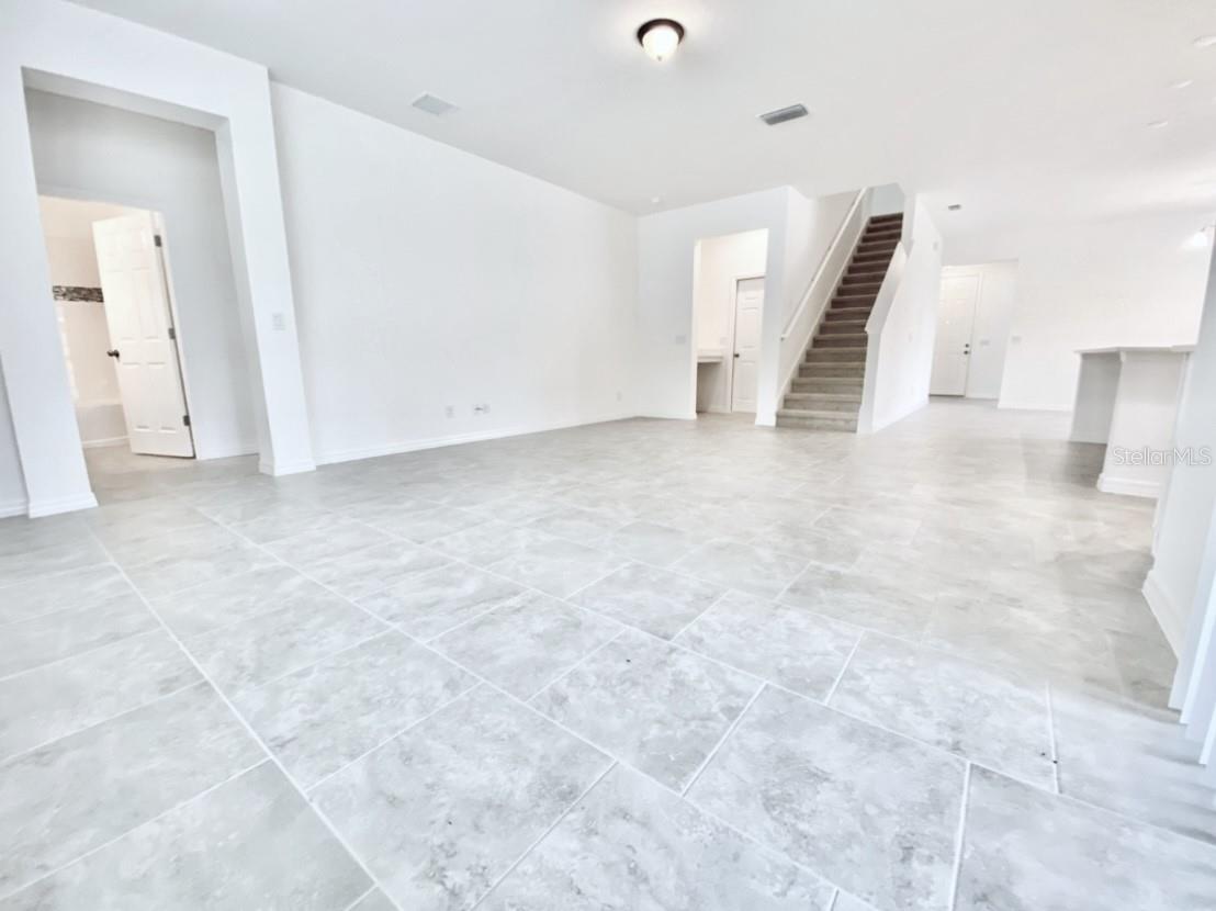 924 AVENAL LN, DAVENPORT, FL, 33837