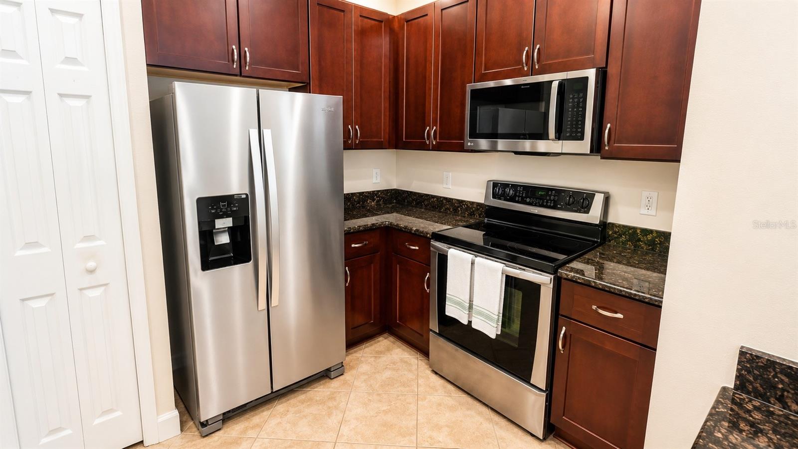7919 LIMESTONE LN #13-204, SARASOTA, FL, 34233
