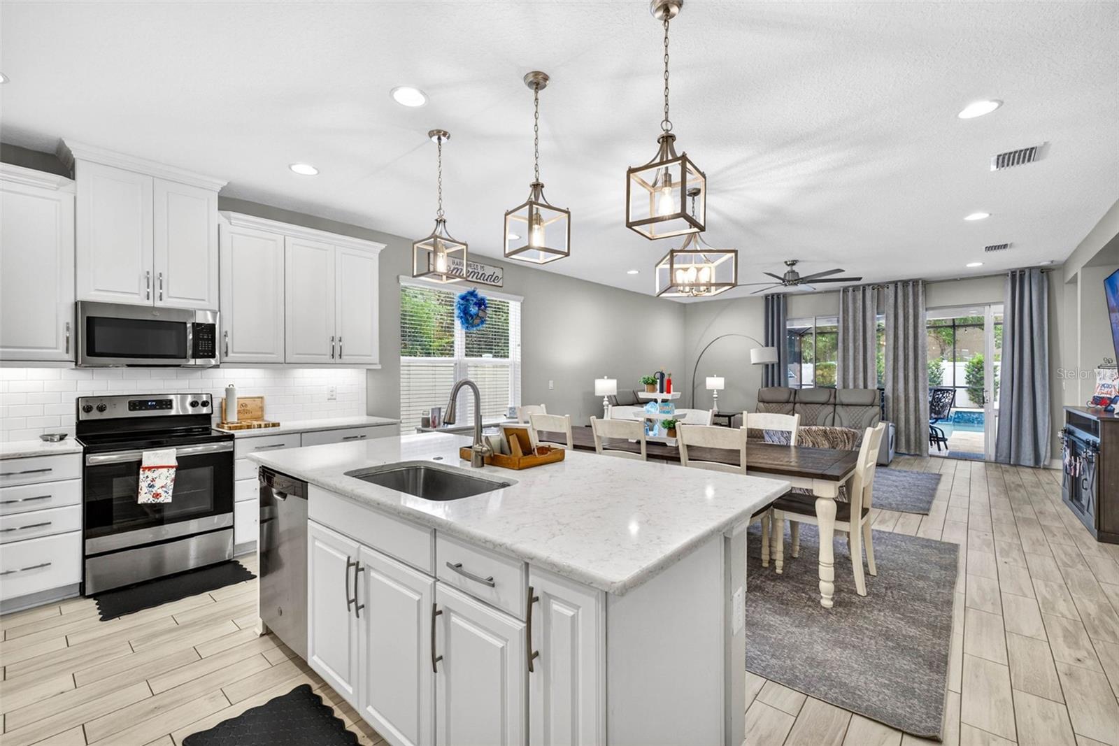 29894 CHAPEL CHASE DR, WESLEY CHAPEL, FL, 33545