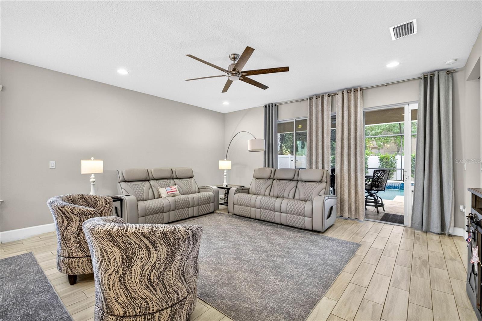29894 CHAPEL CHASE DR, WESLEY CHAPEL, FL, 33545